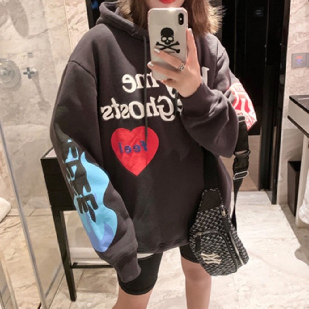 “Lucky me I see ghost” hoodie